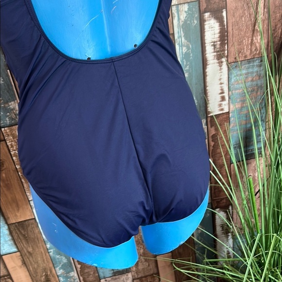 LA BlANCA 12 Women’s Navy Swimsuit - Picture 13 of 16